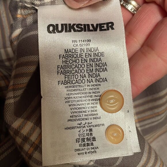 EUC! Quiksilver "Modern" Gray/Brown Plaid SS Button Down Shirt - Size Small - Picture 7 of 8
